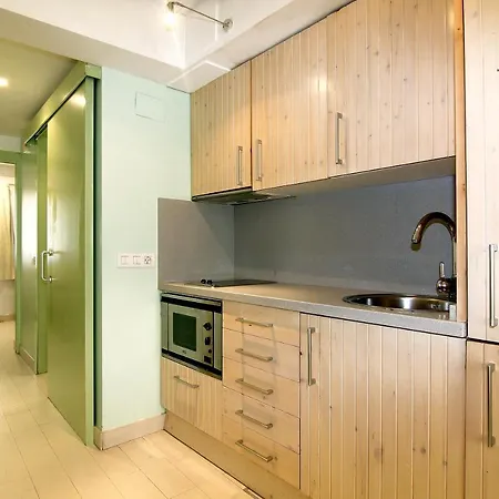 Classbedroom Gothic Ramblas Lägenhet *