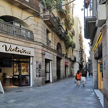 Classbedroom Gothic Ramblas Lägenhet
