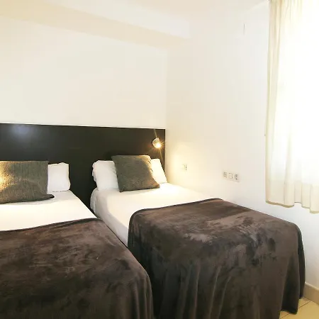 Classbedroom Gothic Ramblas برشلونة